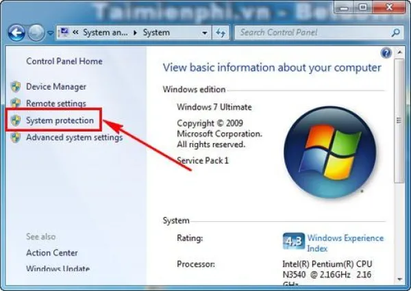 Chọn System Protection từ menu bên trái của cửa sổ.