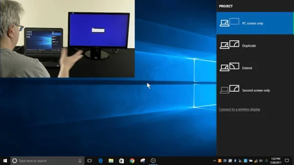Kết nối máy chiếu với màn hình desktop máy tính